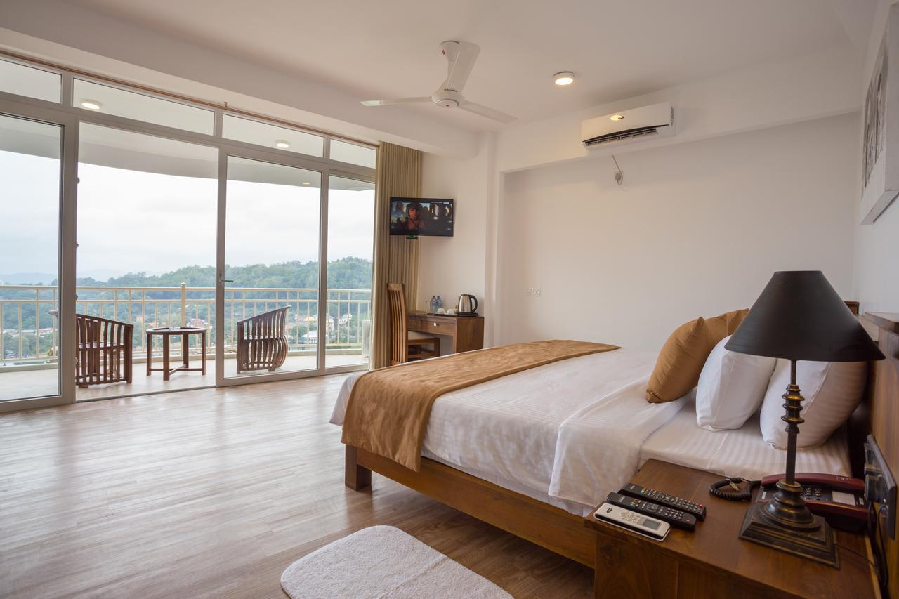 Sandriana View Hotel