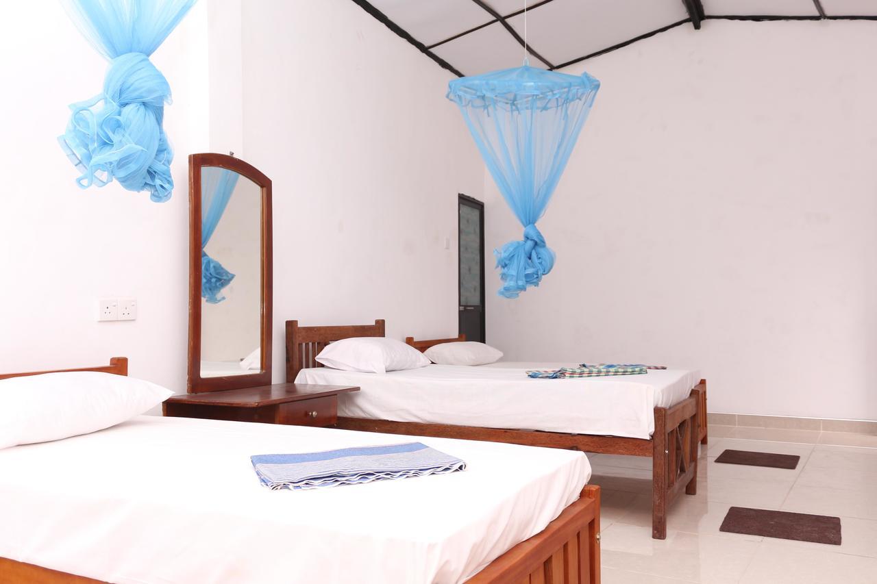 Nature View Lodge *