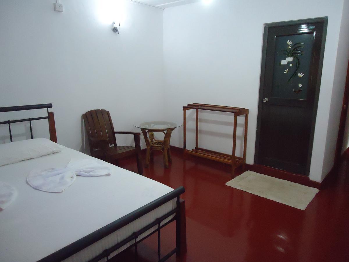 Shenaya Guest house Kandy