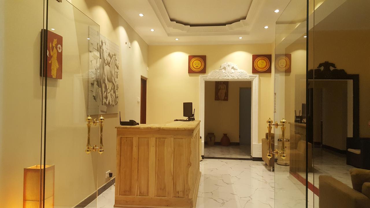 Hills Hotel Kandy