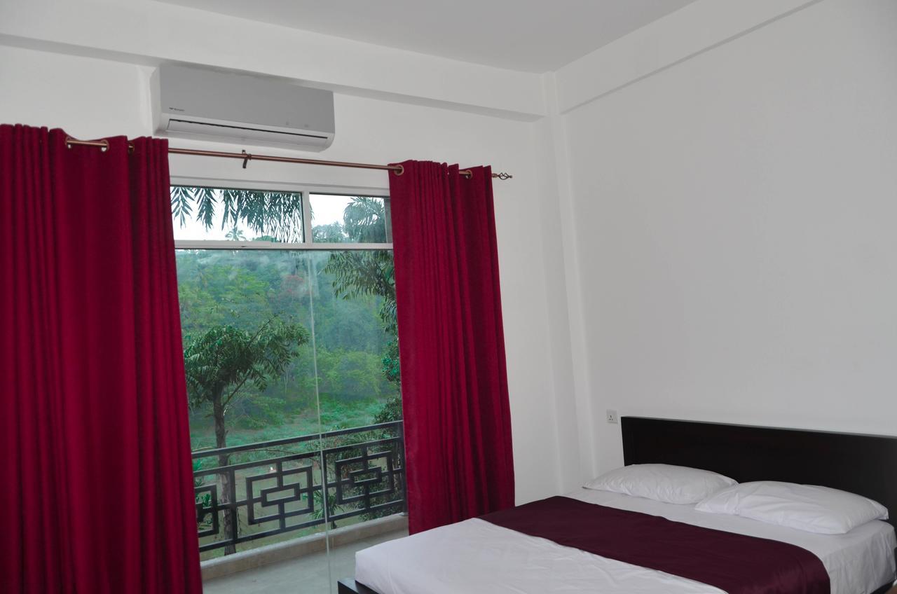 Rivers Edge Nature Resort Kandy
