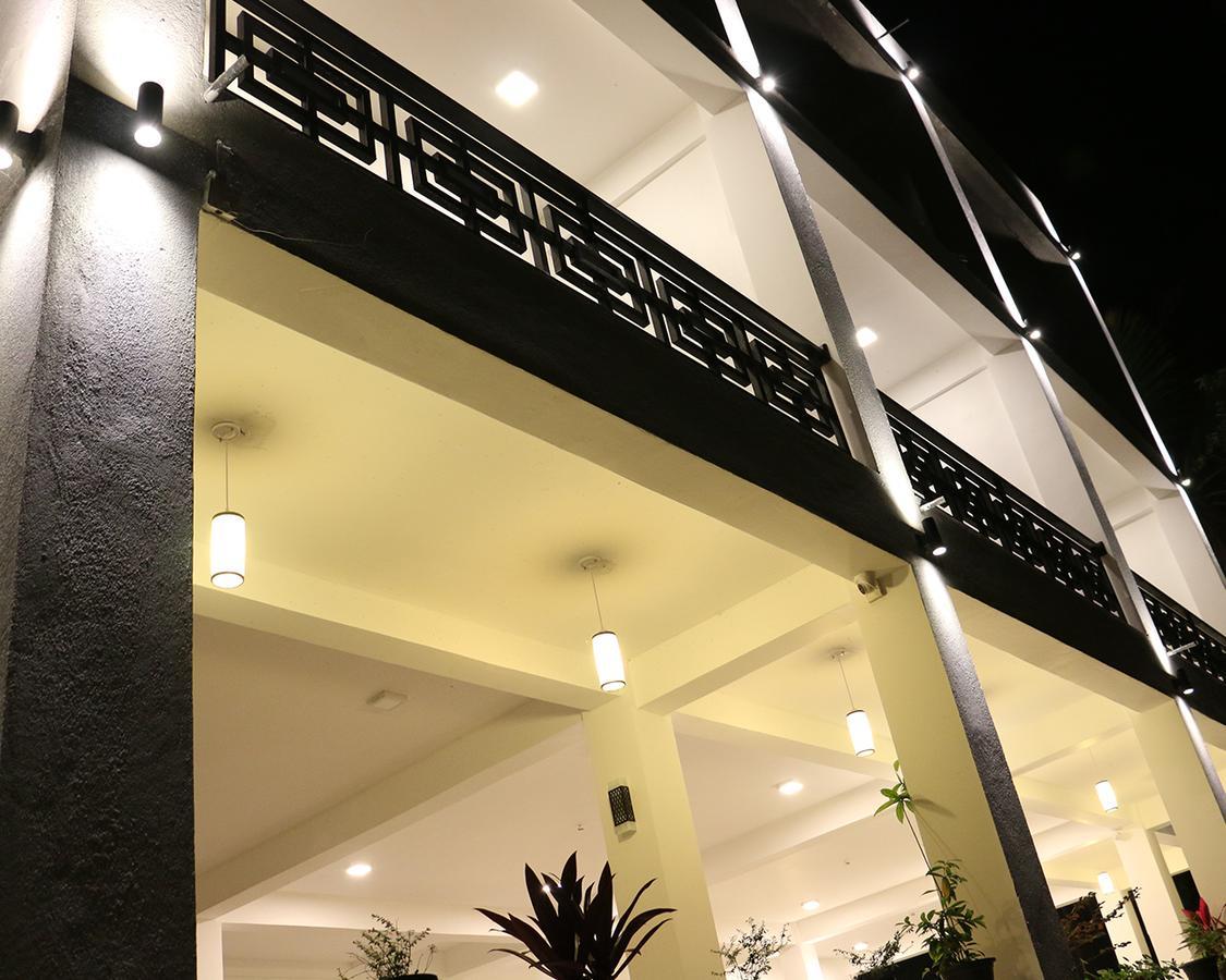 Resort Rivers Edge Nature Kandy