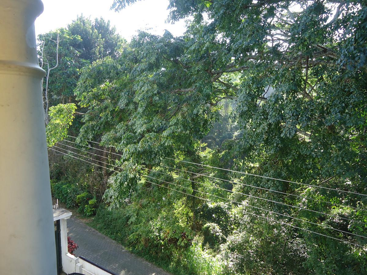 Shenaya Guest house Kandy