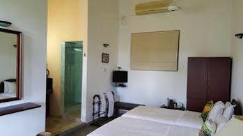 Albatross Boutique Hotel 3*