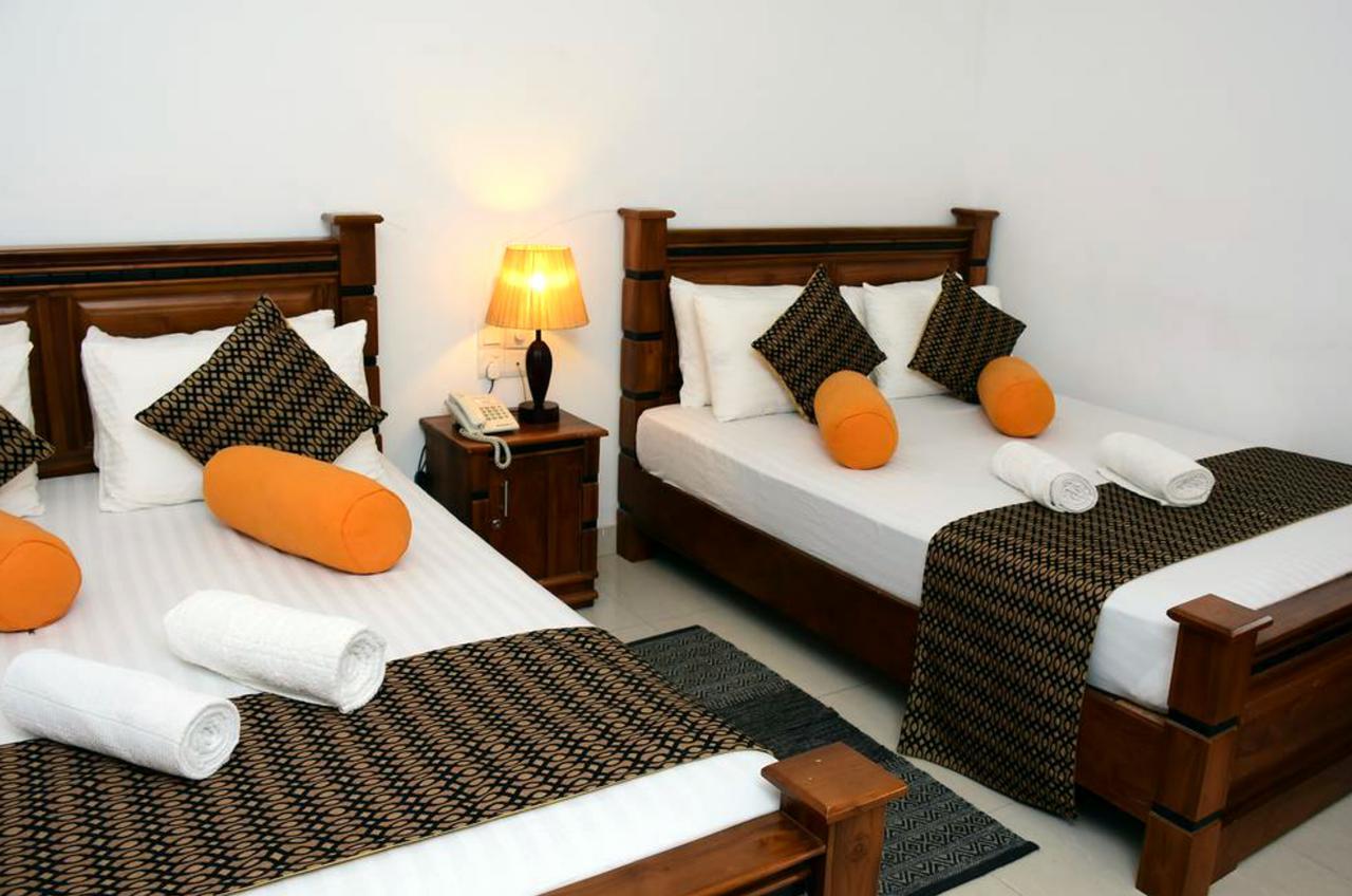 Hotel Yoho Mount Rajapihilla Mawatha