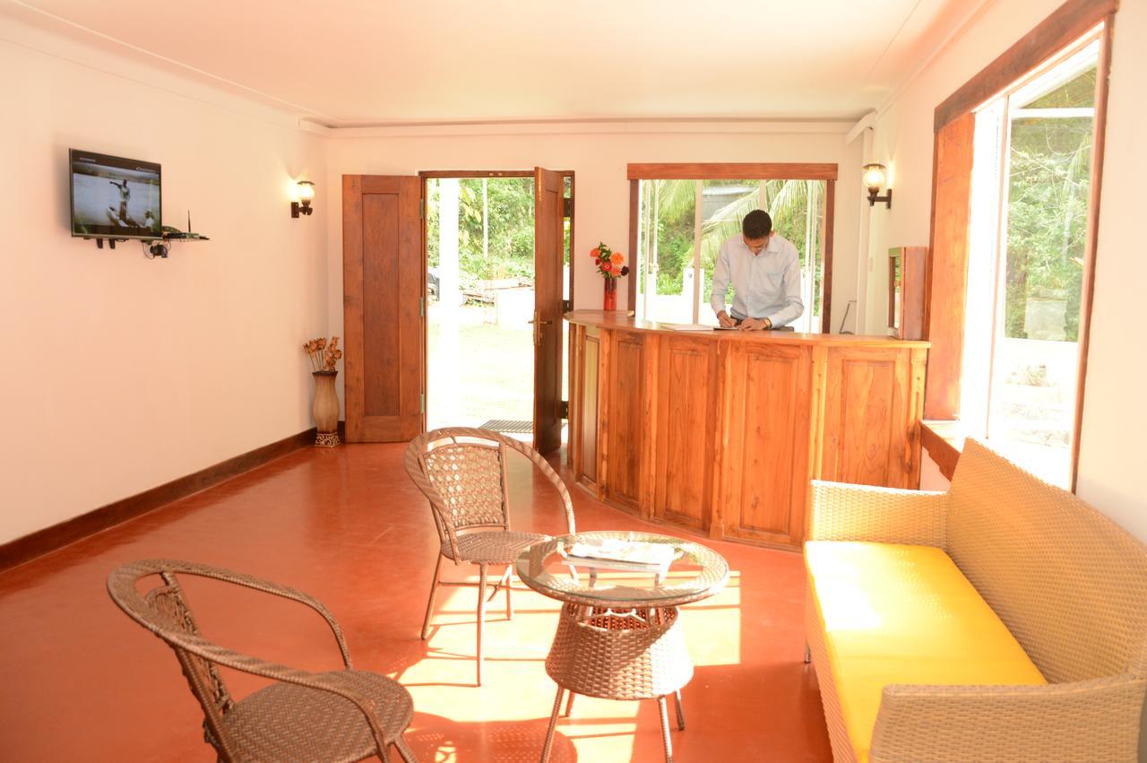 Hotel Jasmine Garden