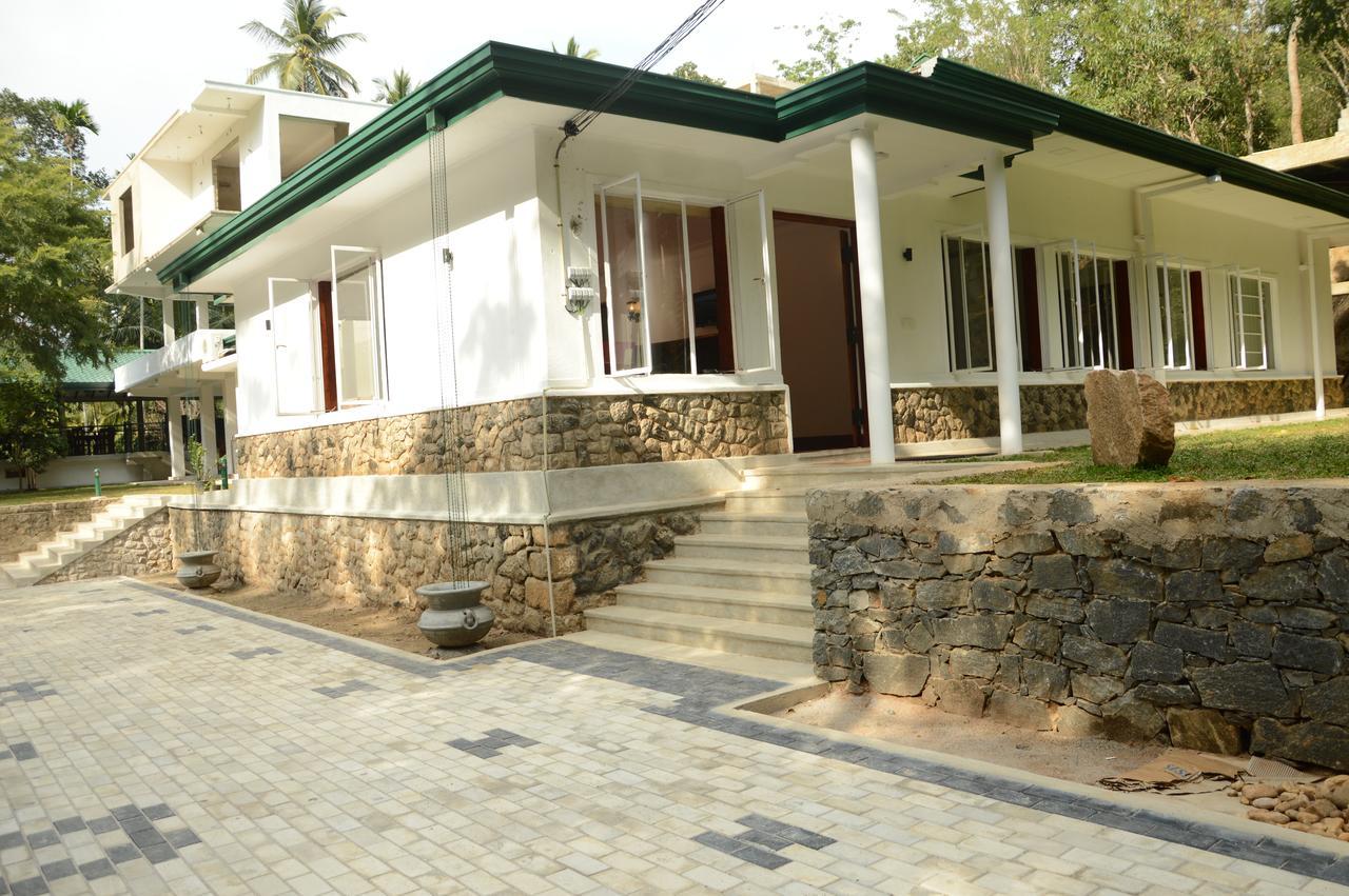 Hotel Jasmine Garden 3*
