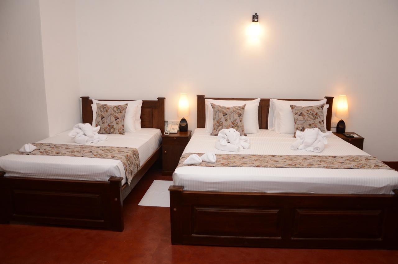 Hotel Jasmine Garden