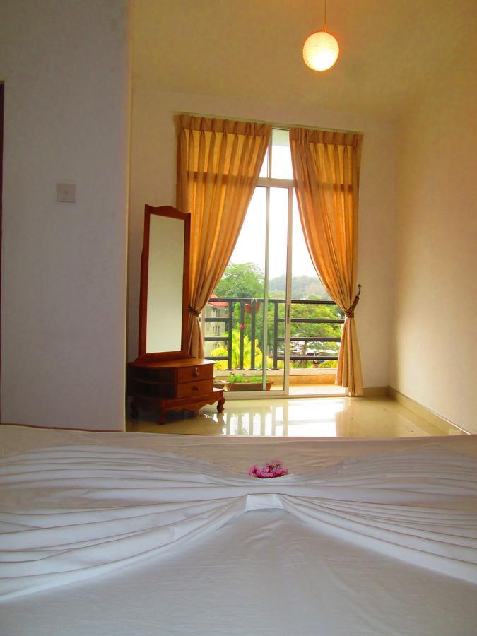 Hotel Kandyan Sweet 3*