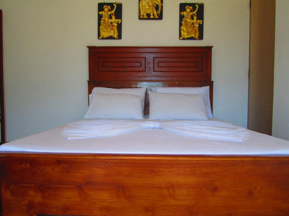 Hotel Kandyan Sweet 3*