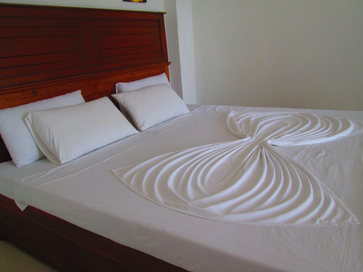 Hotel Kandyan Sweet 3*