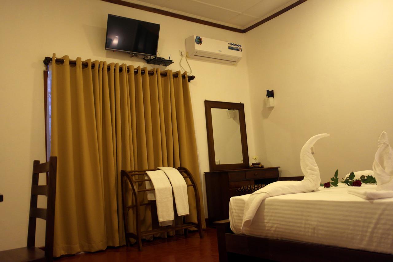 Jasmine Garden 3*