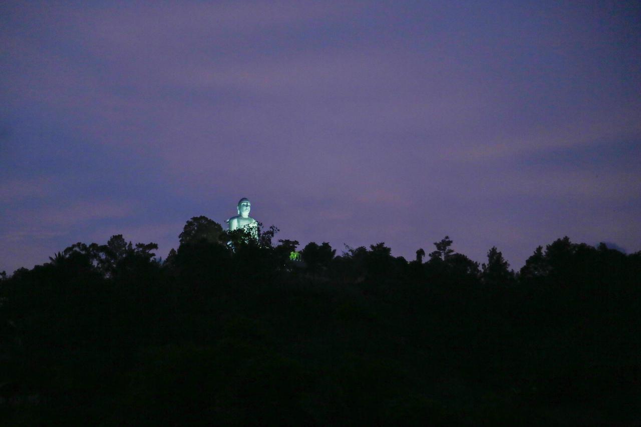 Dumbara Peak *