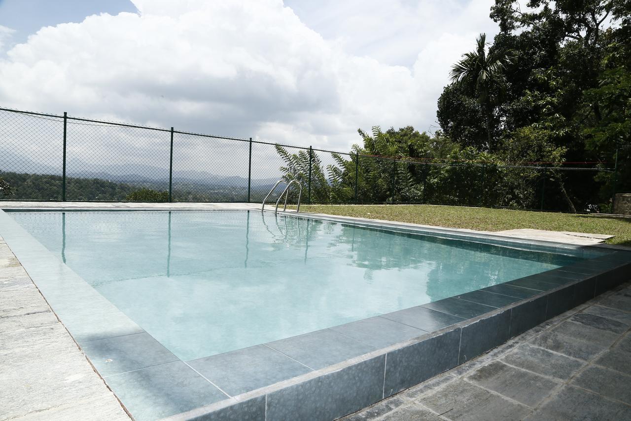 Cirute' Talwatte, Bed & Breakfast Kandy