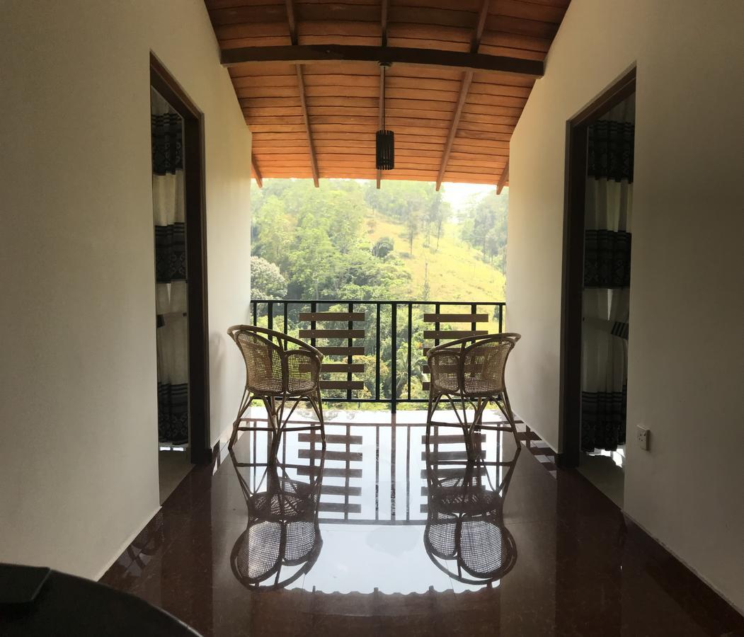 Tikiri Latha Hanthana Bed & Breakfast *