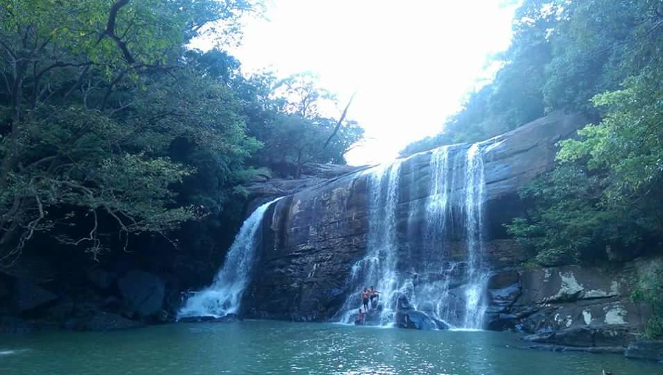 Naturee Riverstone River Lodge Kandy