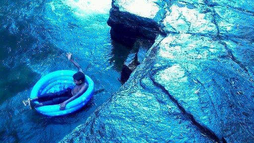Naturee Riverstone River *
