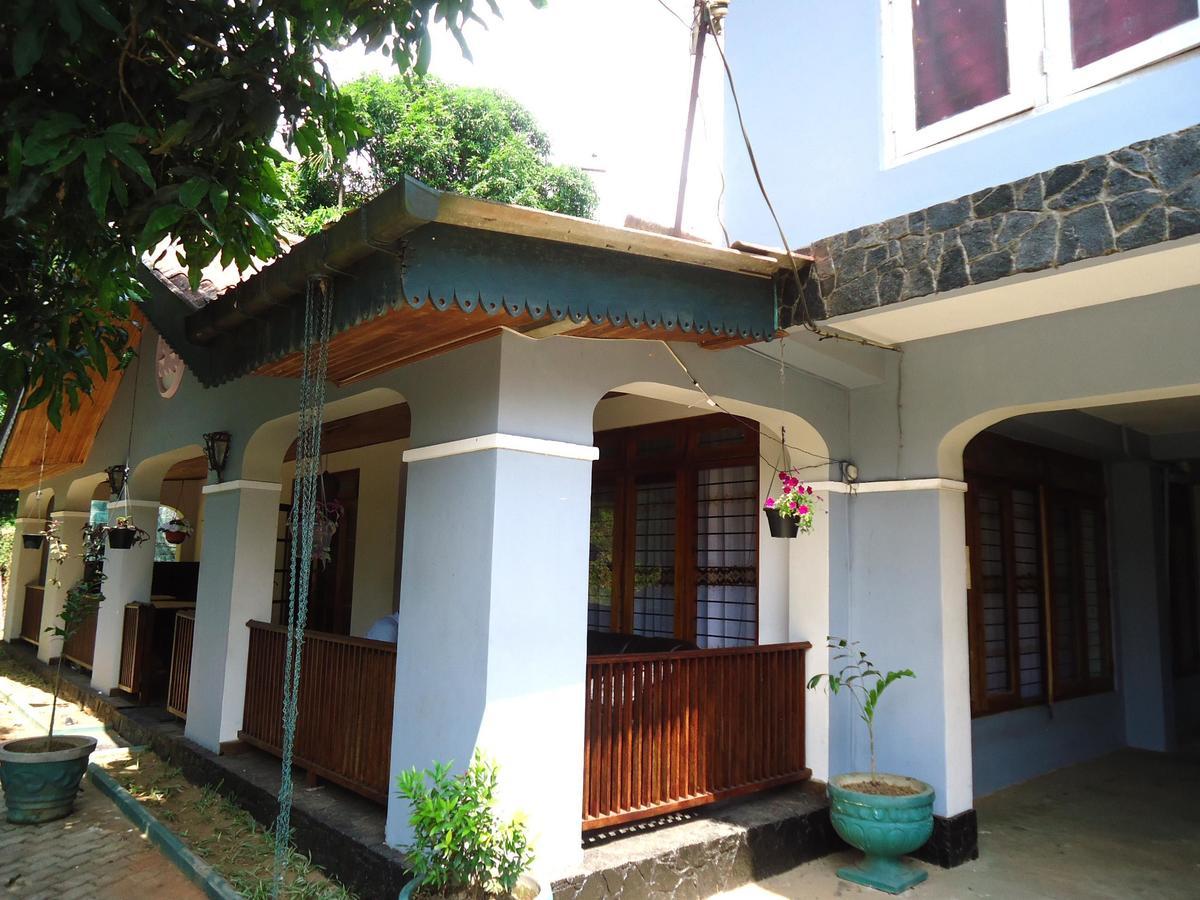 Mahagedara Holiday Hotel