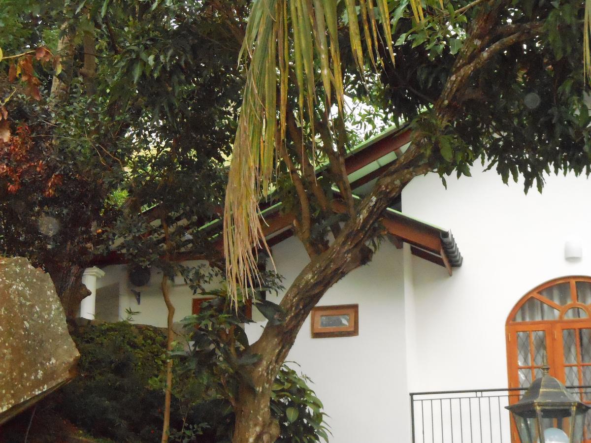 Lavender Hills Hotel