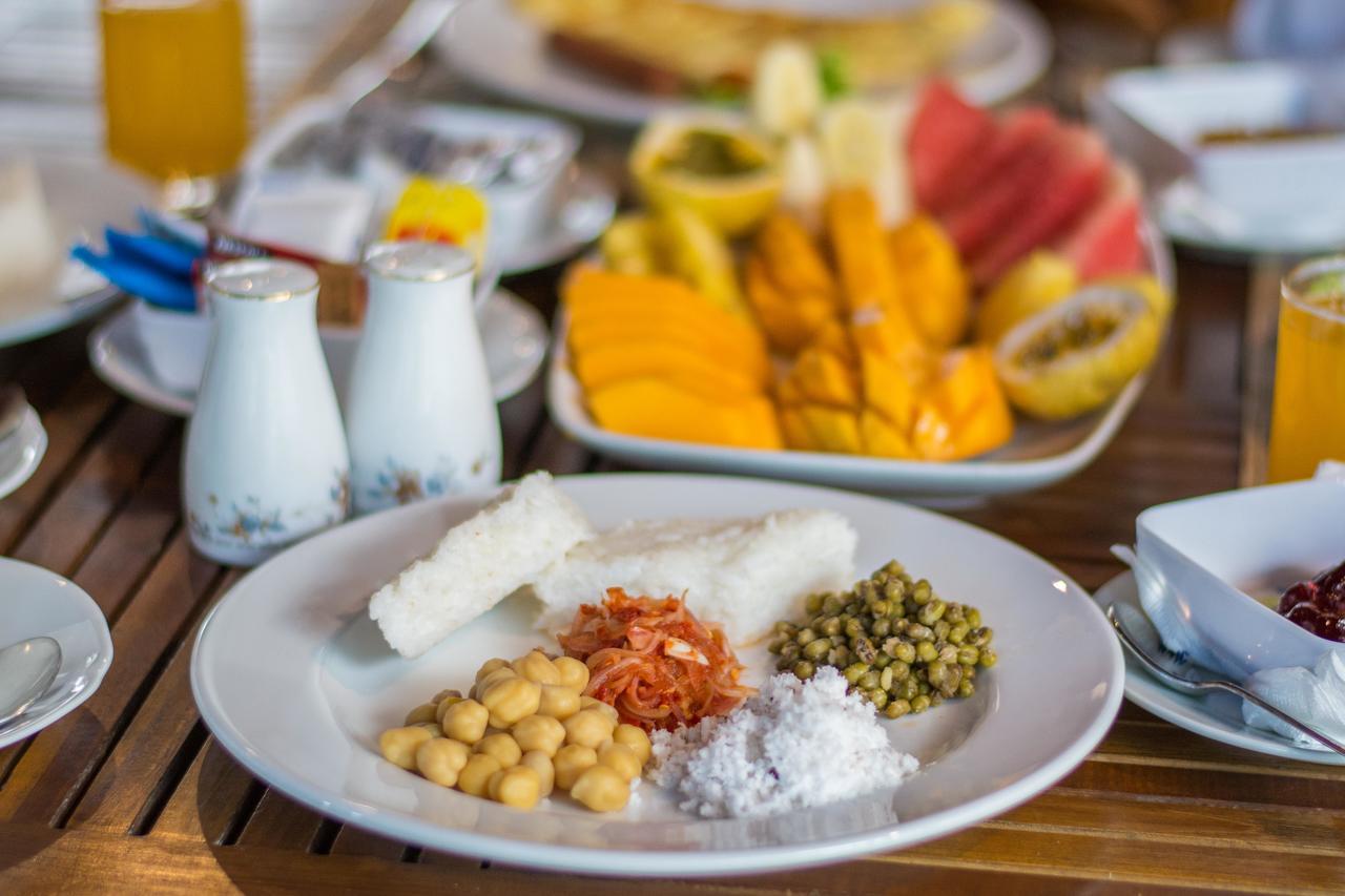 Ceyloni Residency Hotel