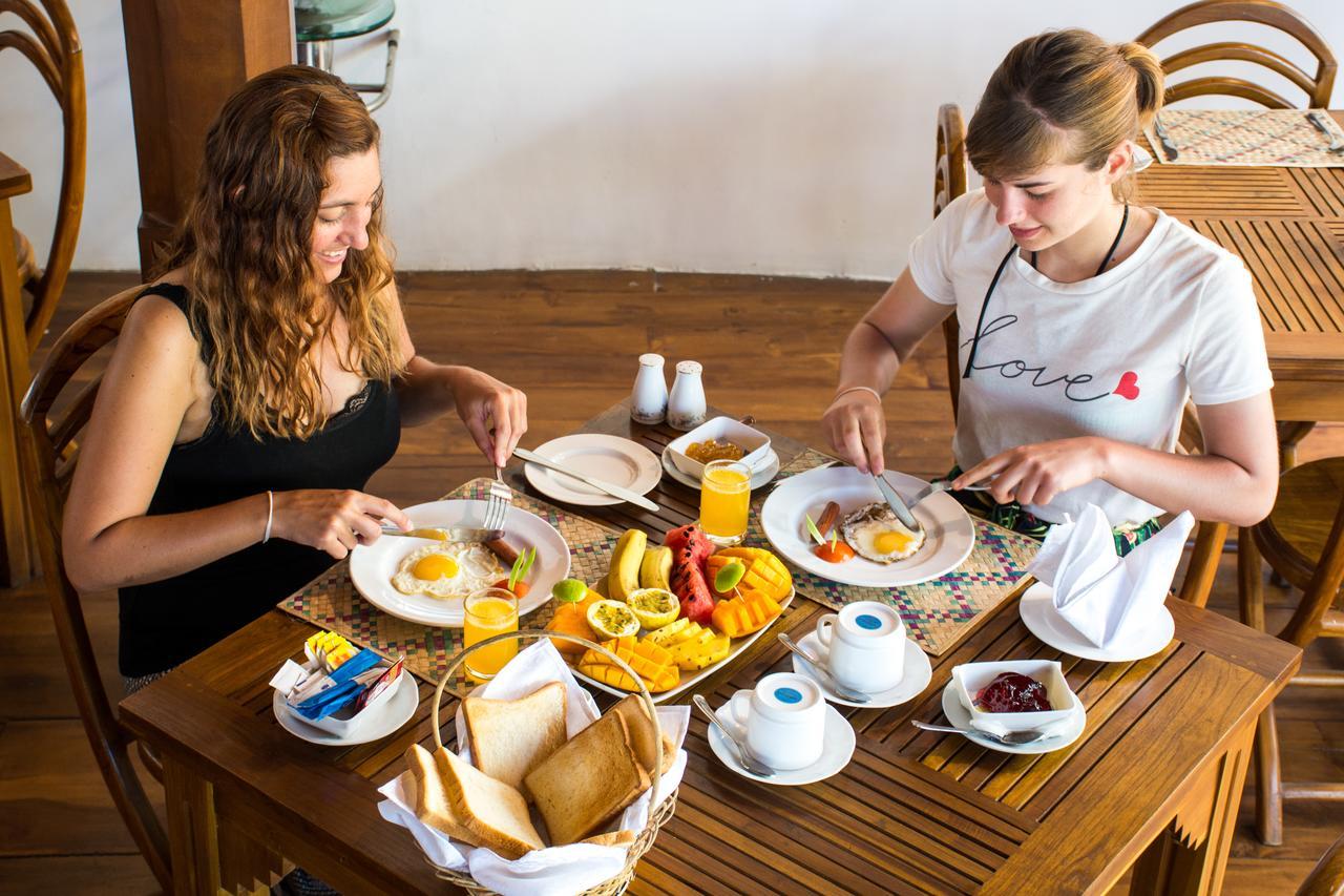 Ceyloni Residency Hotel