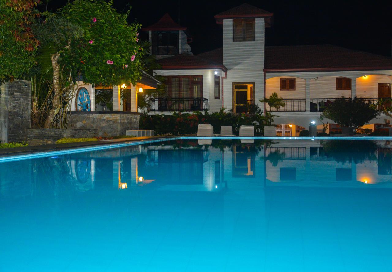 Elegant Hotel 4*