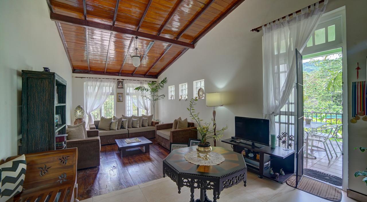 Hanthana Homestay