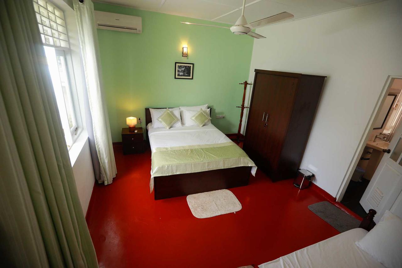 Riverdale Breeze Bed & Breakfast