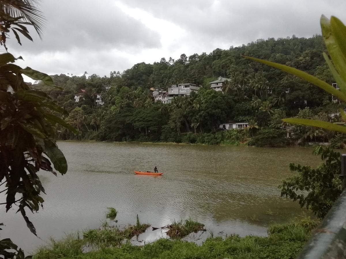 Mahaweli Shades Guest house Kandy