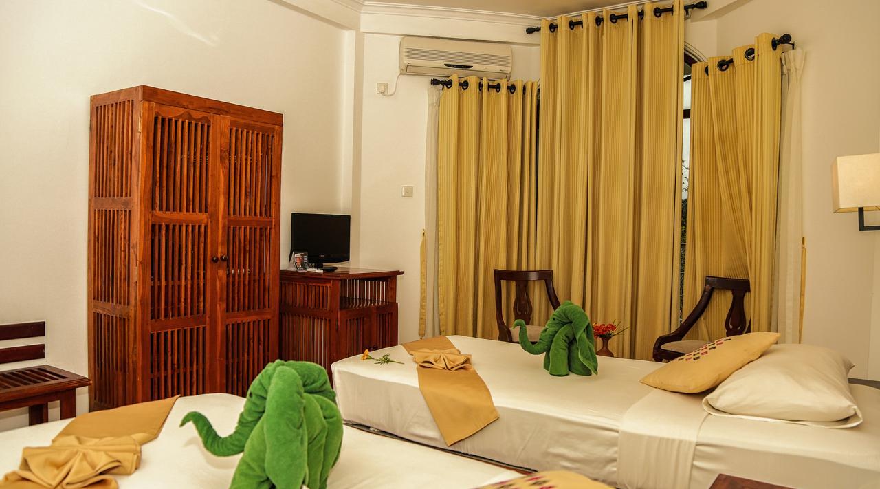 Senani Hotel Kandy