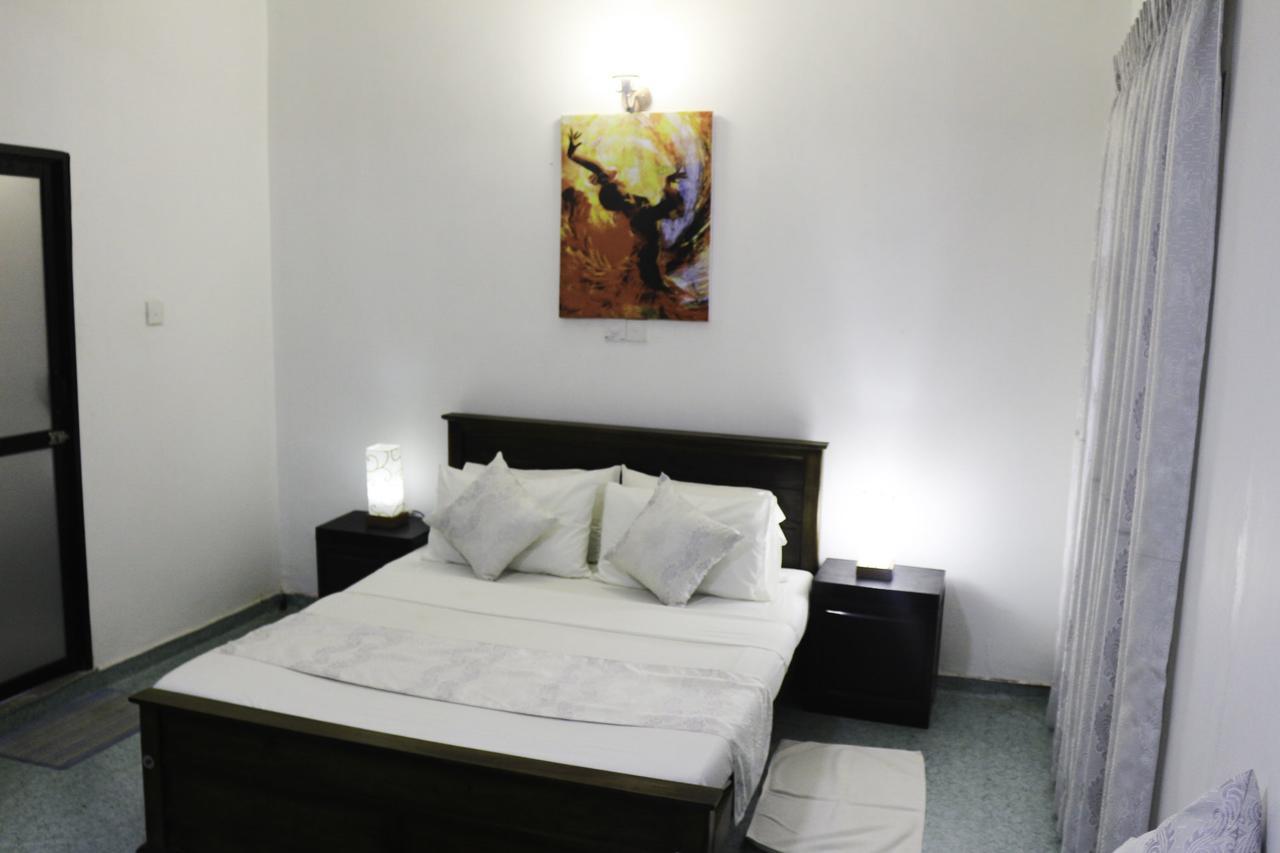 Yoho Travellers 3* Kandy