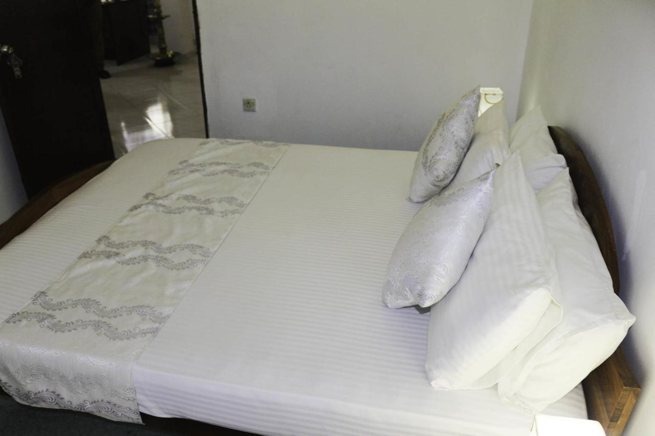 Guest house Yoho Travellers 3*