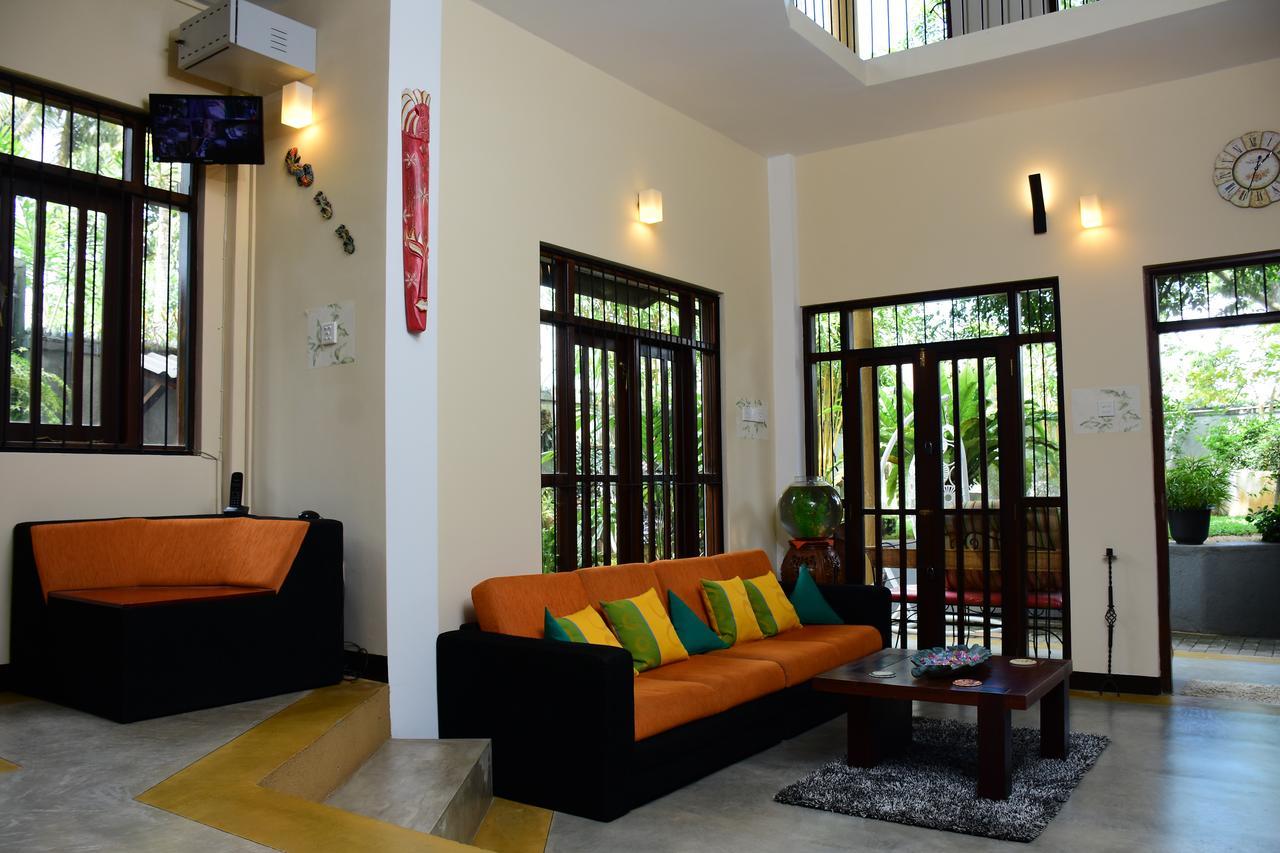 Lodge Spring Kandy