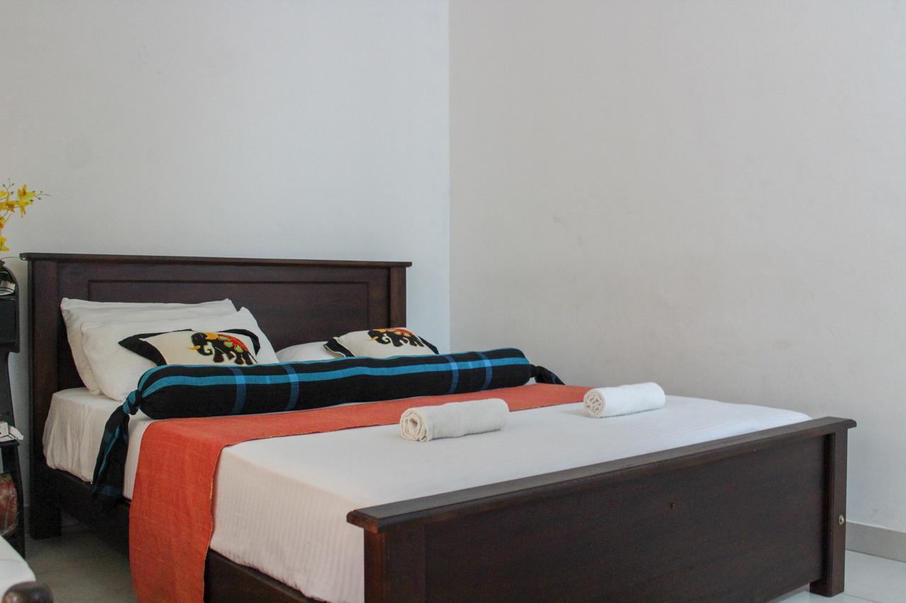 Nethmi Hotel