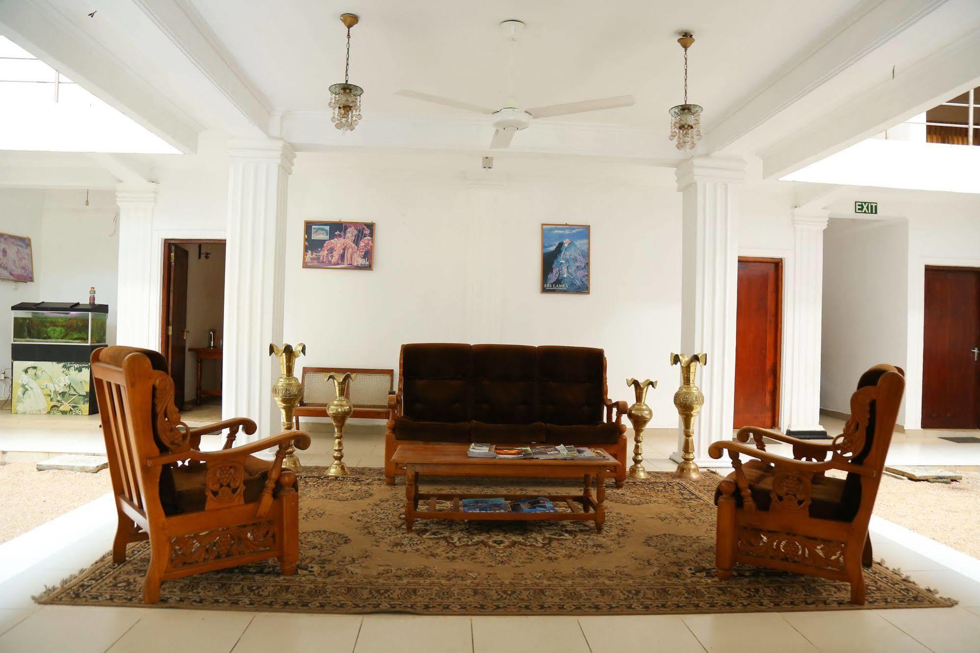 Hotel Oyo 433 Paradise Kandy