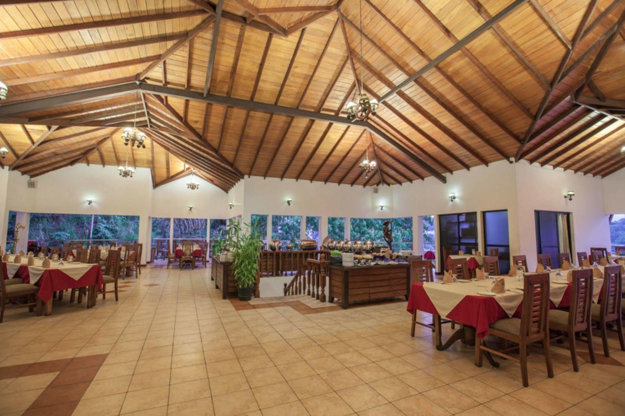 Senani Hotel 4*