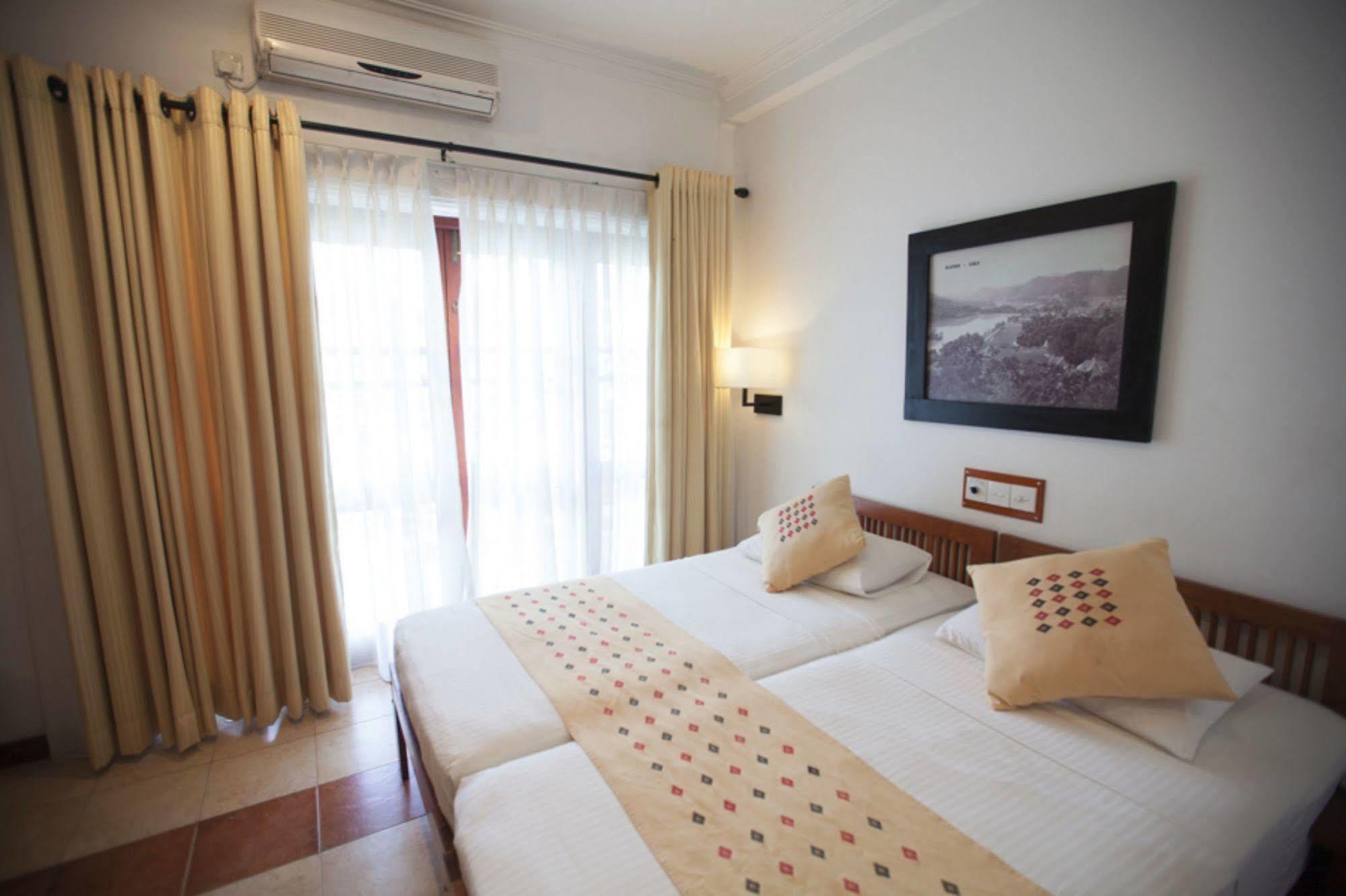 Senani 4* Kandy