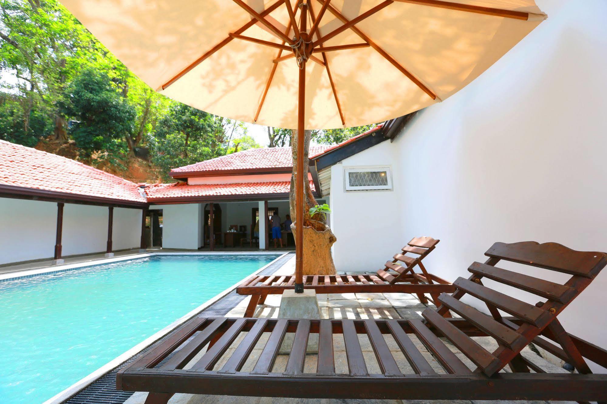 The Secret 3* Kandy