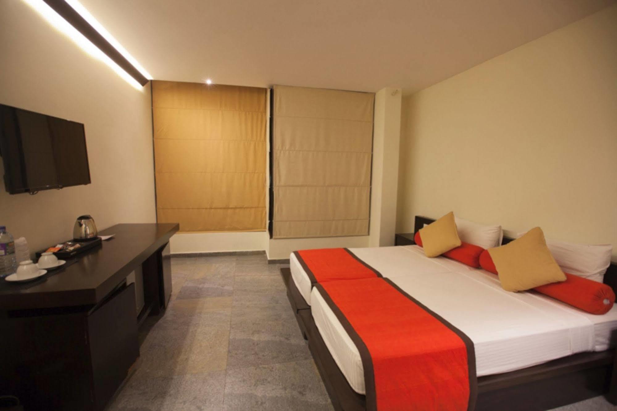 Hotel Oak Ray Kandy
