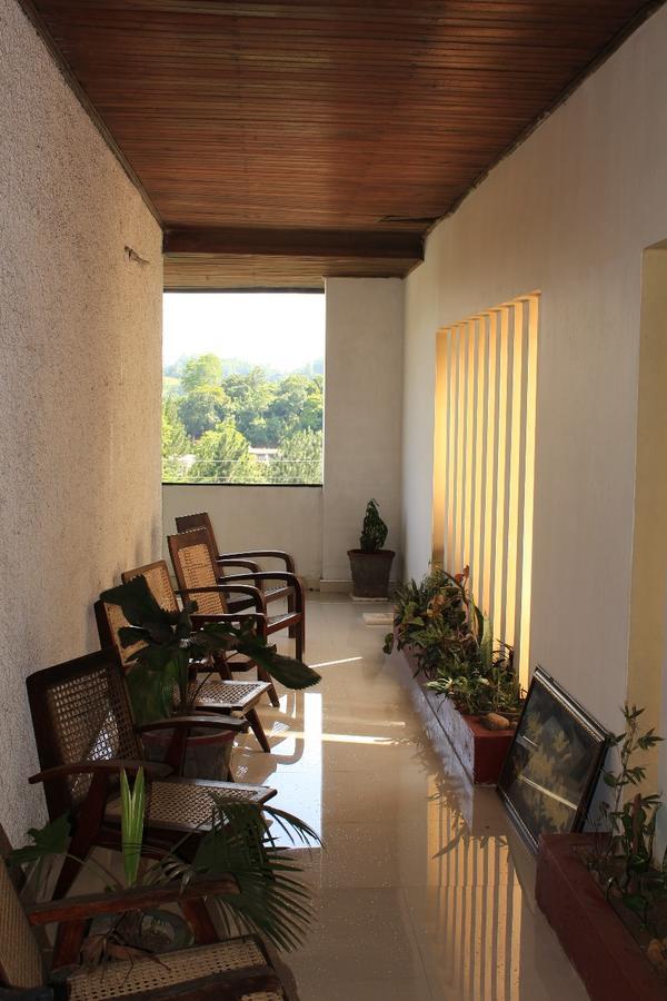 47 Alfred House - Free Pickup From Bed & Breakfast Kandy