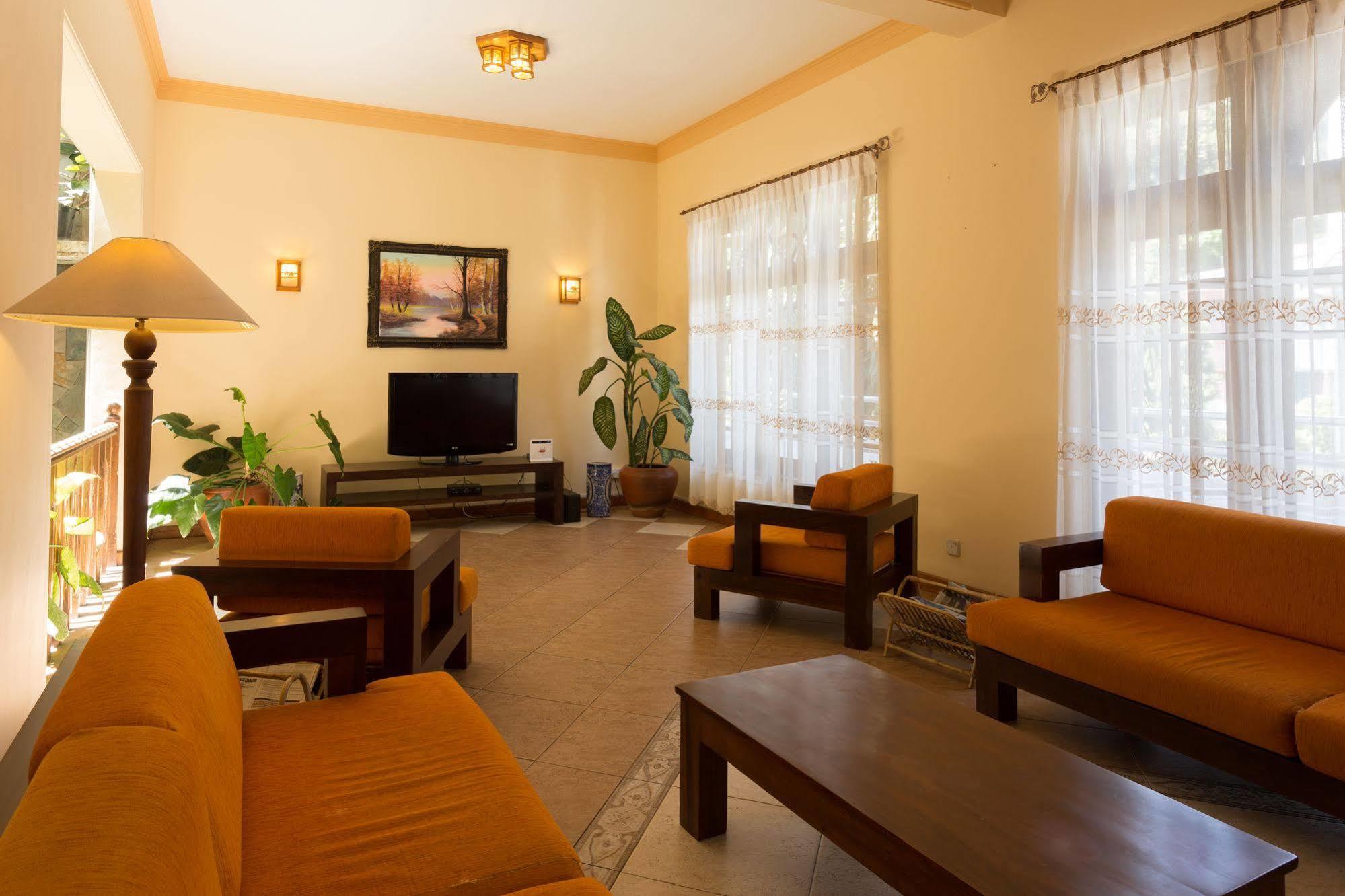 Hotel Oak Ray Serene Garden 4*