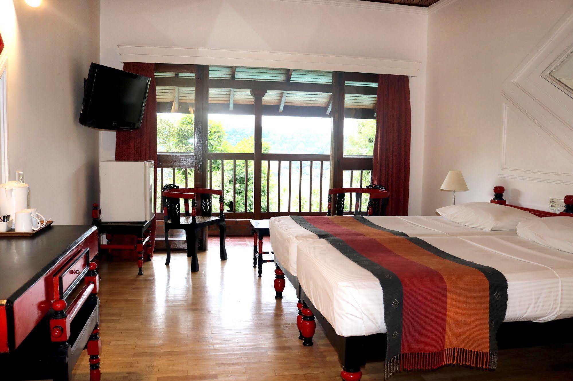 Hotel Hilltop Kandy