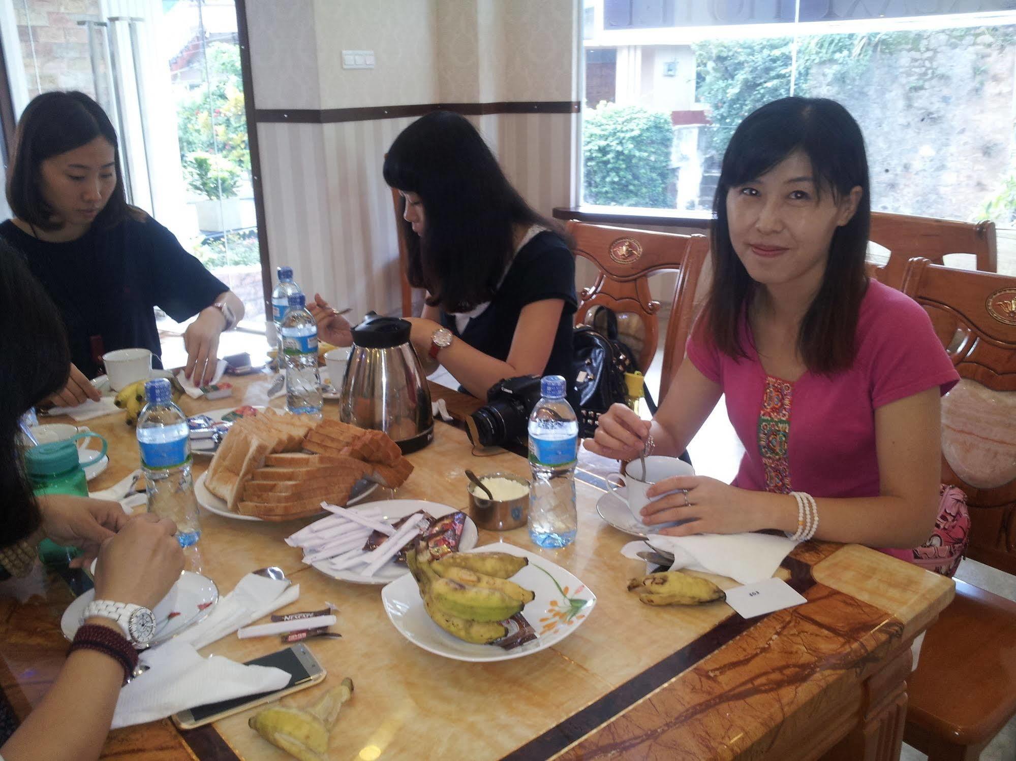 Galaxy Hotel 3*