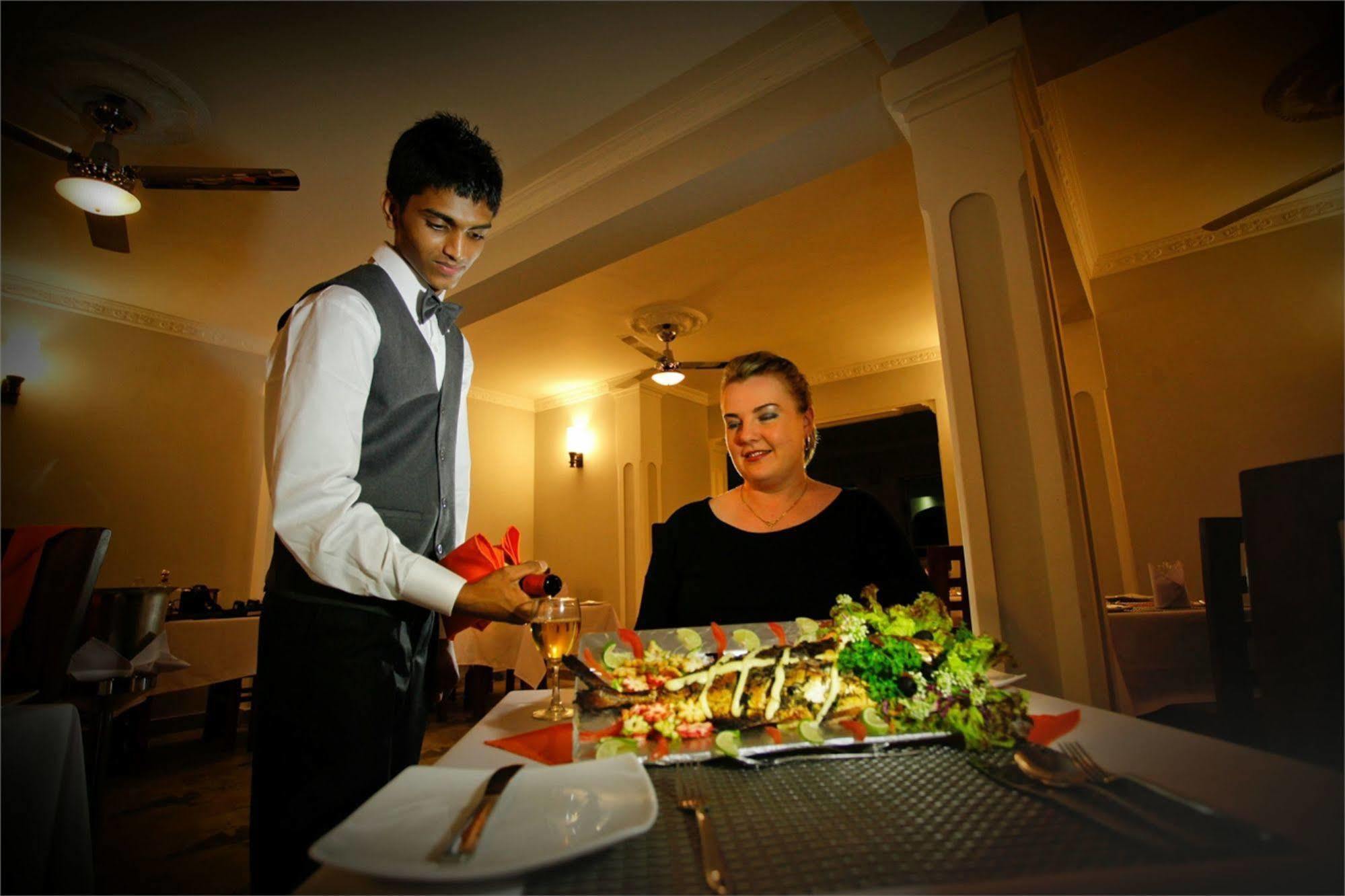 Travellers Nest Hotel Kandy