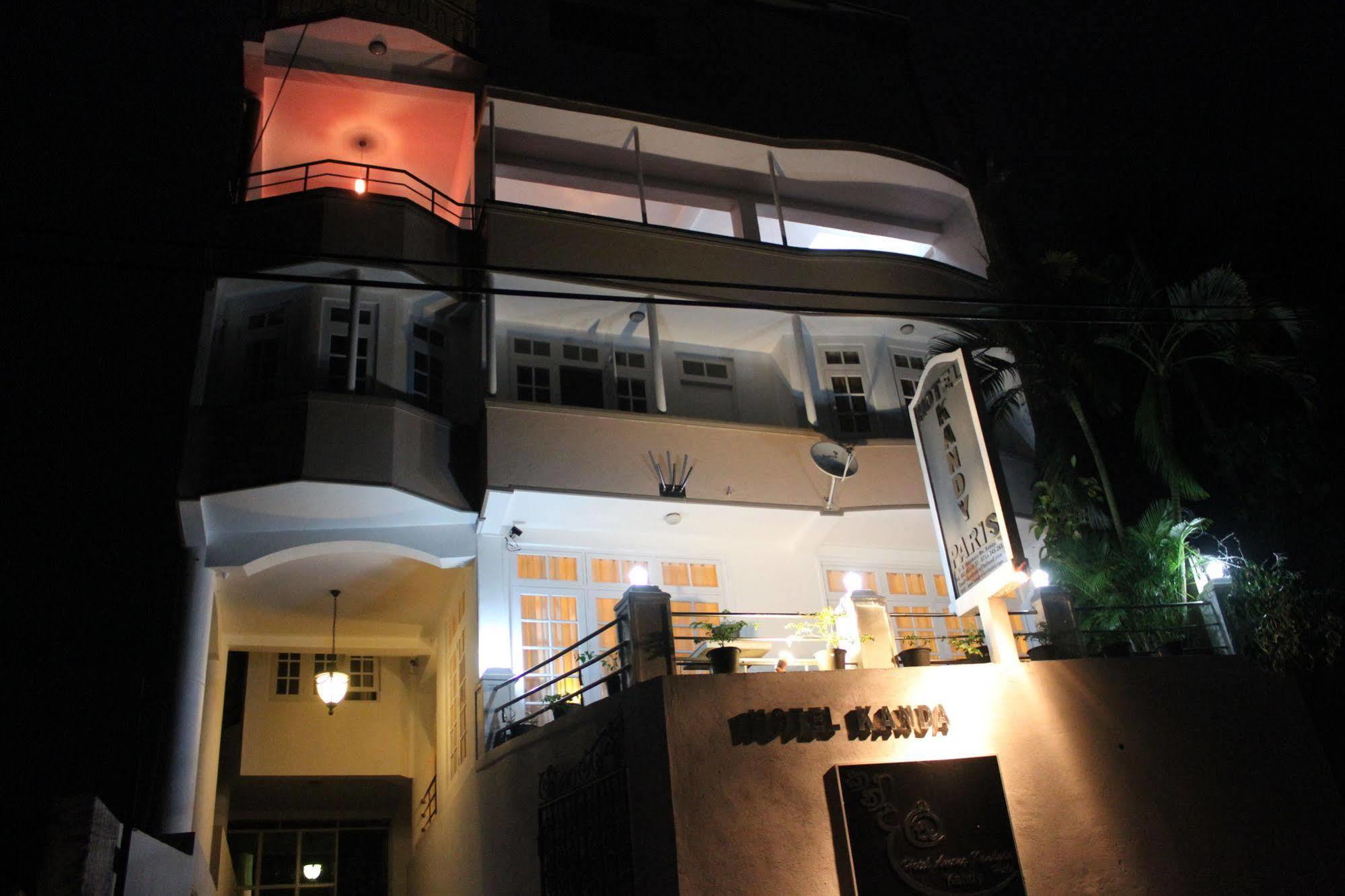 Oyo 442 Kanda Uda