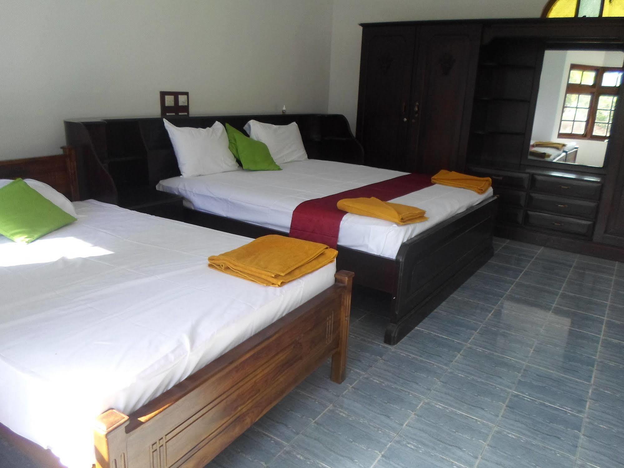 View 3* Kandy