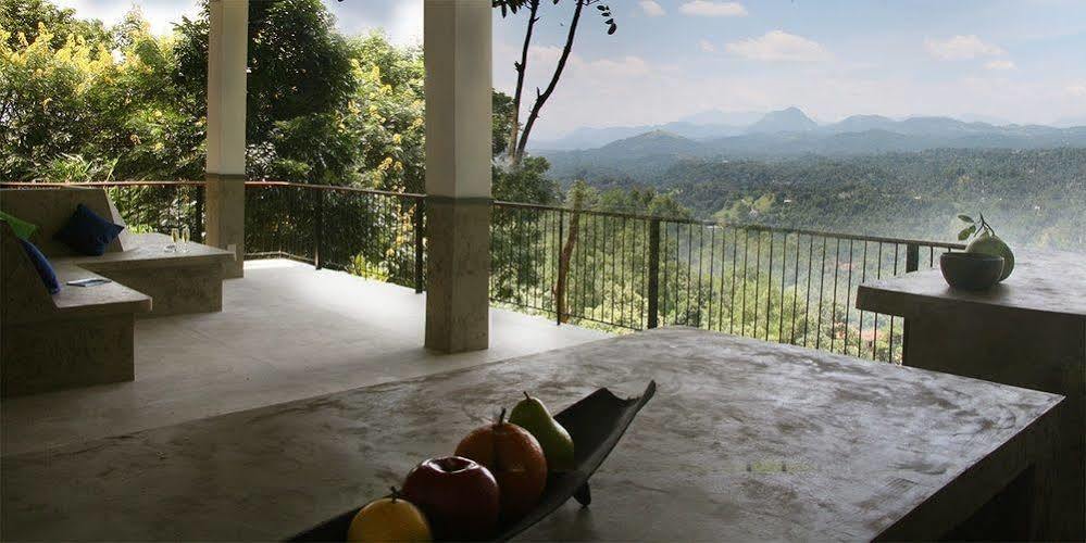 Mowbrey House Resort