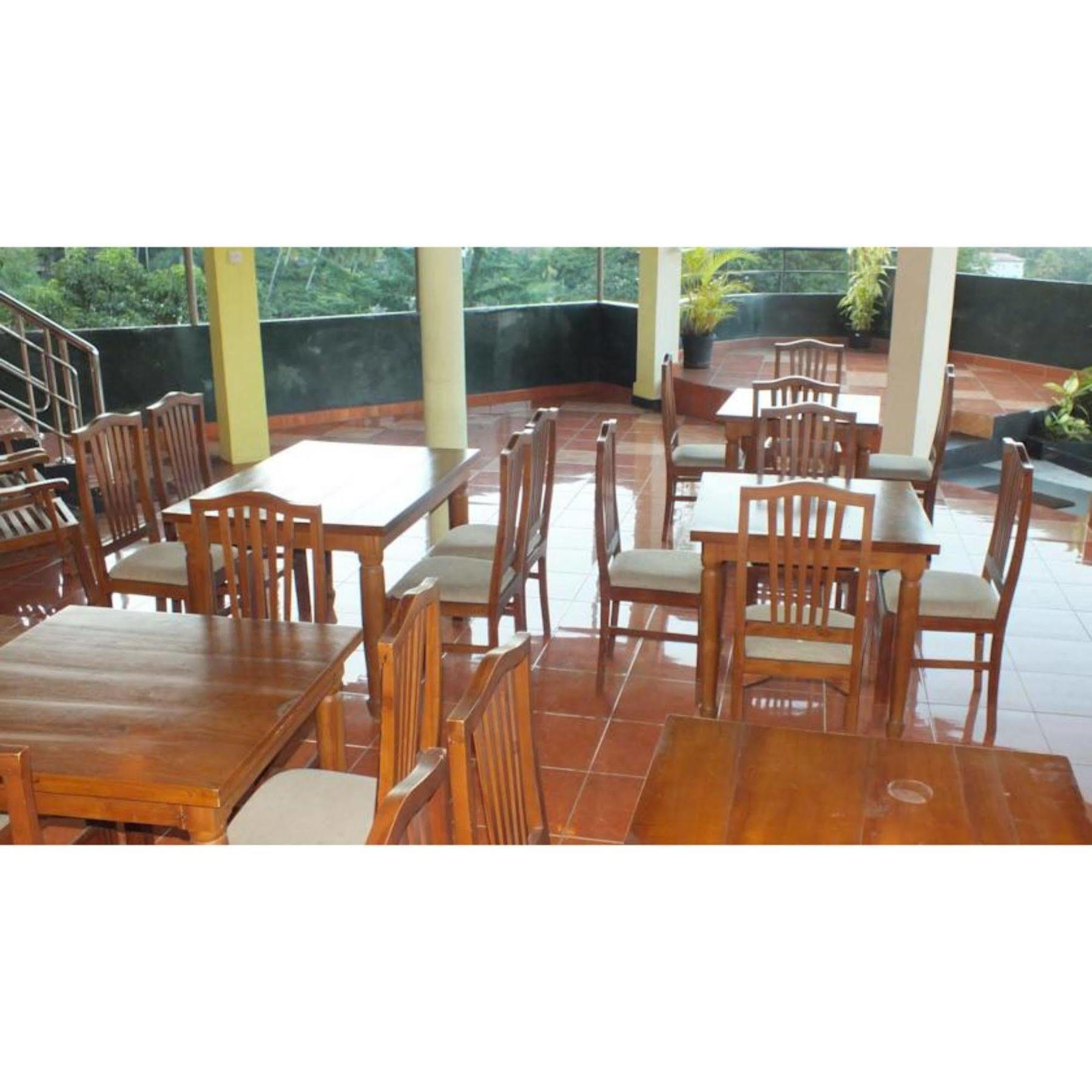 Oyo 442 Kanda Uda 3*