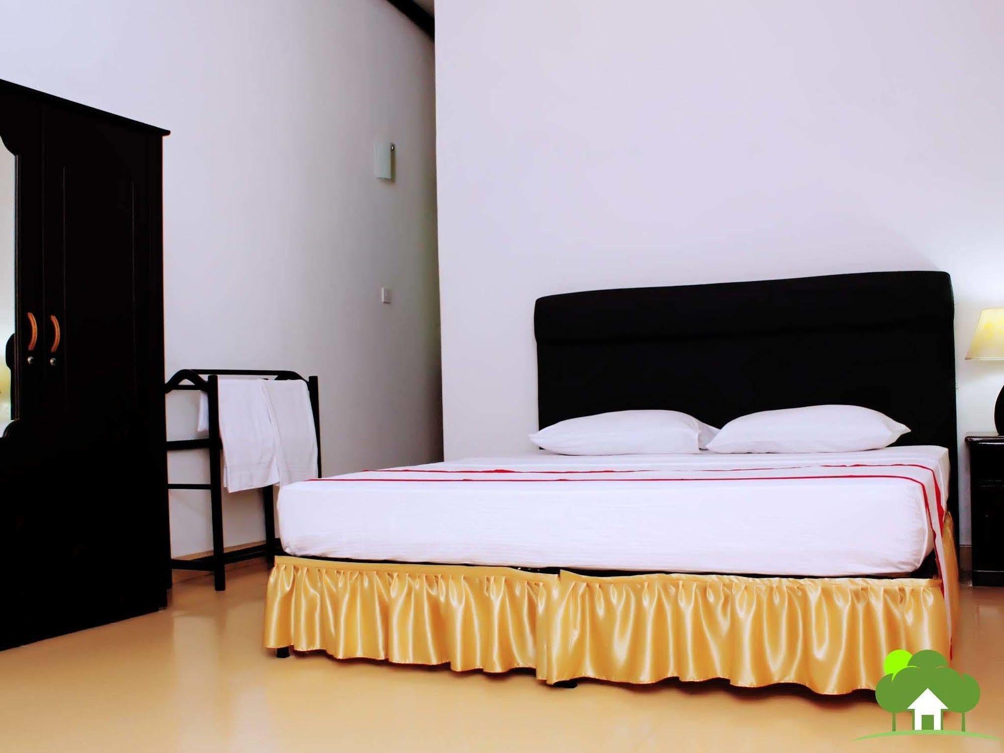 Ran Mal Kandy Bunglow 3* Kandy
