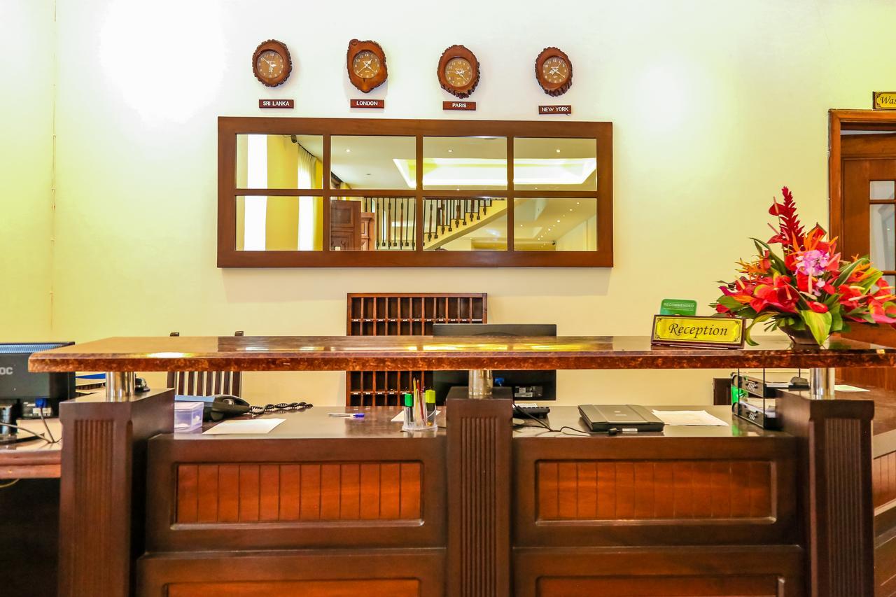 Hotel Oak Ray Regency Kandy